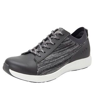 NIB TRAQ by Alegria QEST CHARCOAL Smart Sneakers Walking Run Activewear Shoes